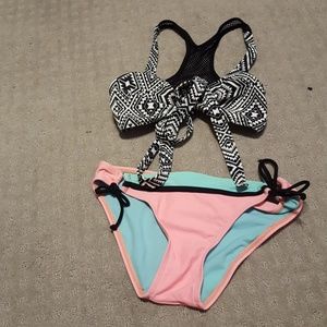 Bundle bikini top and bottom